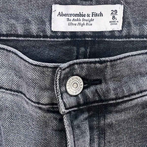Abercrombie & Fitch The Ankle Straight Ultra High Rise Jean in Gray size 29 Long - Picture 9 of 13